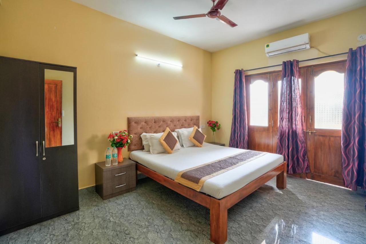 Golden Studio Apartment Goa Calangute Kültér fotó